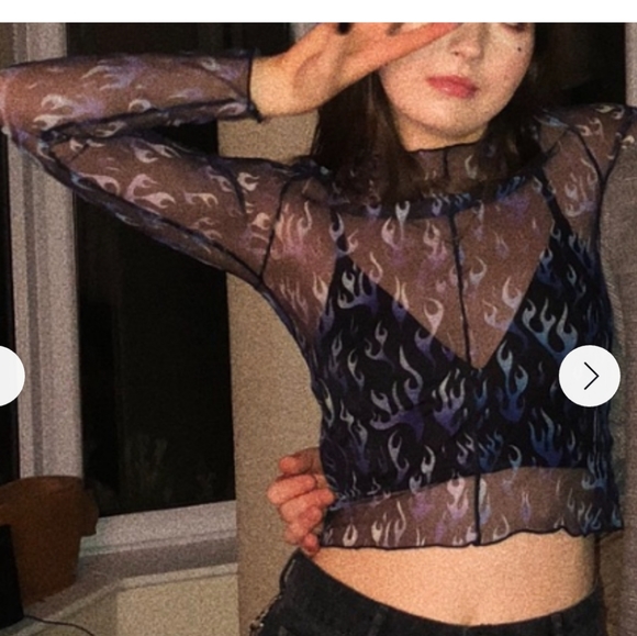 Unif desire sheer longsleeve - Picture 3 of 6